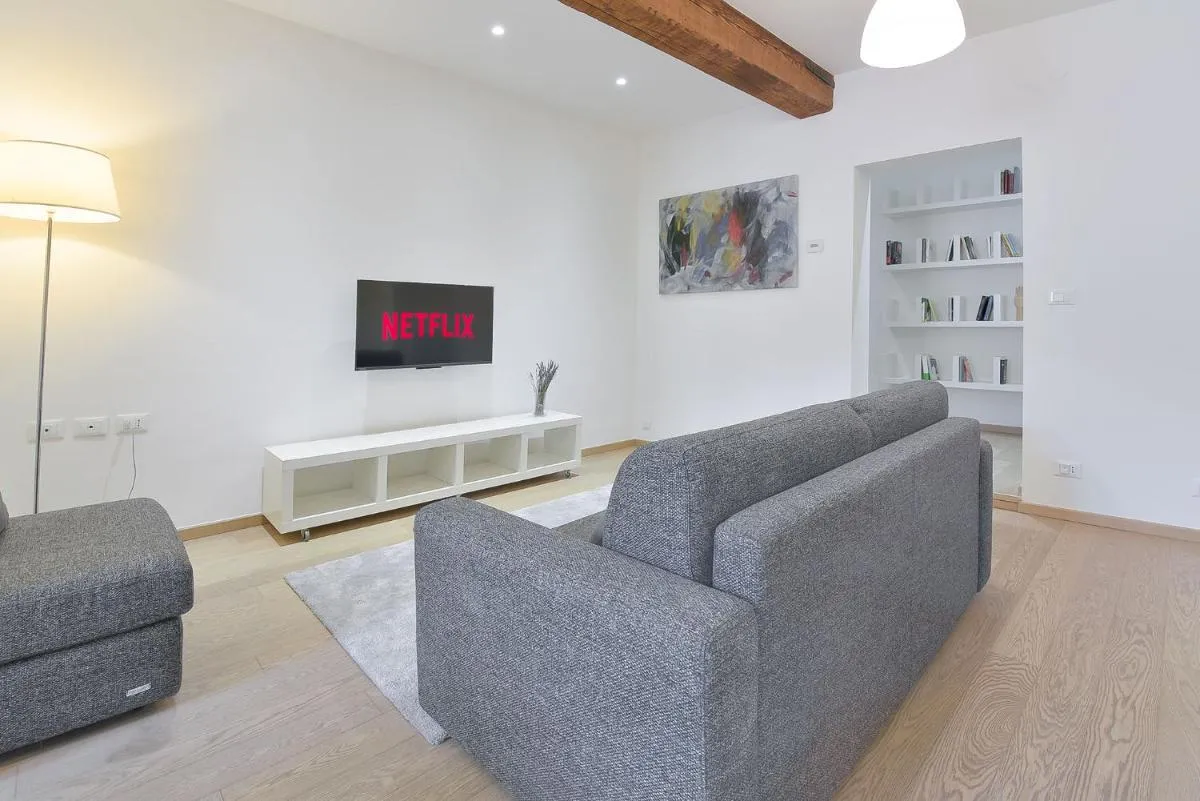 Image 4 of San Vitale 5 Stelle – Central Luxury Apartment