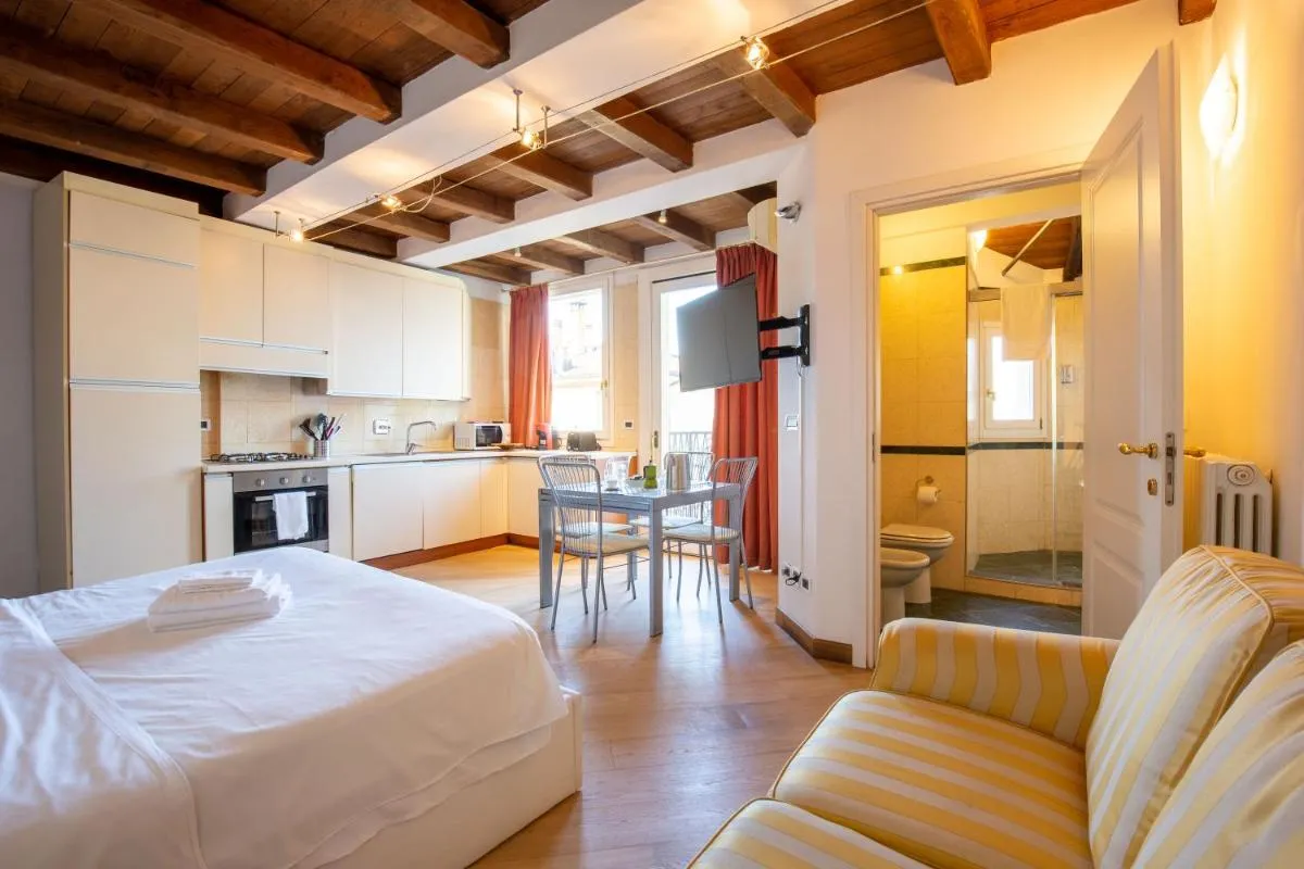 Image 2 of Santo Stefano Apartments – BolognaRooms