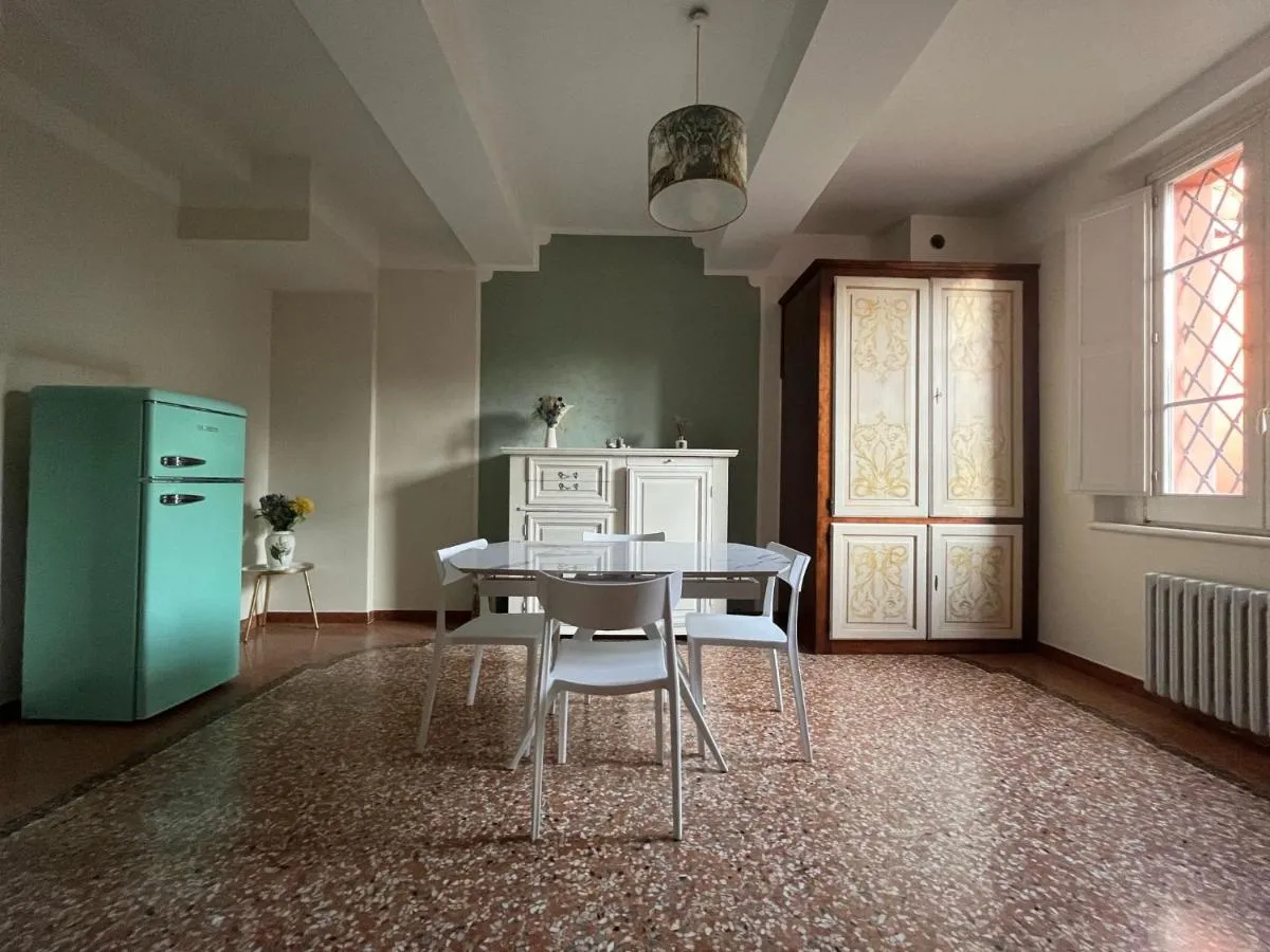 Image 2 of Saragozza flat & secret garden