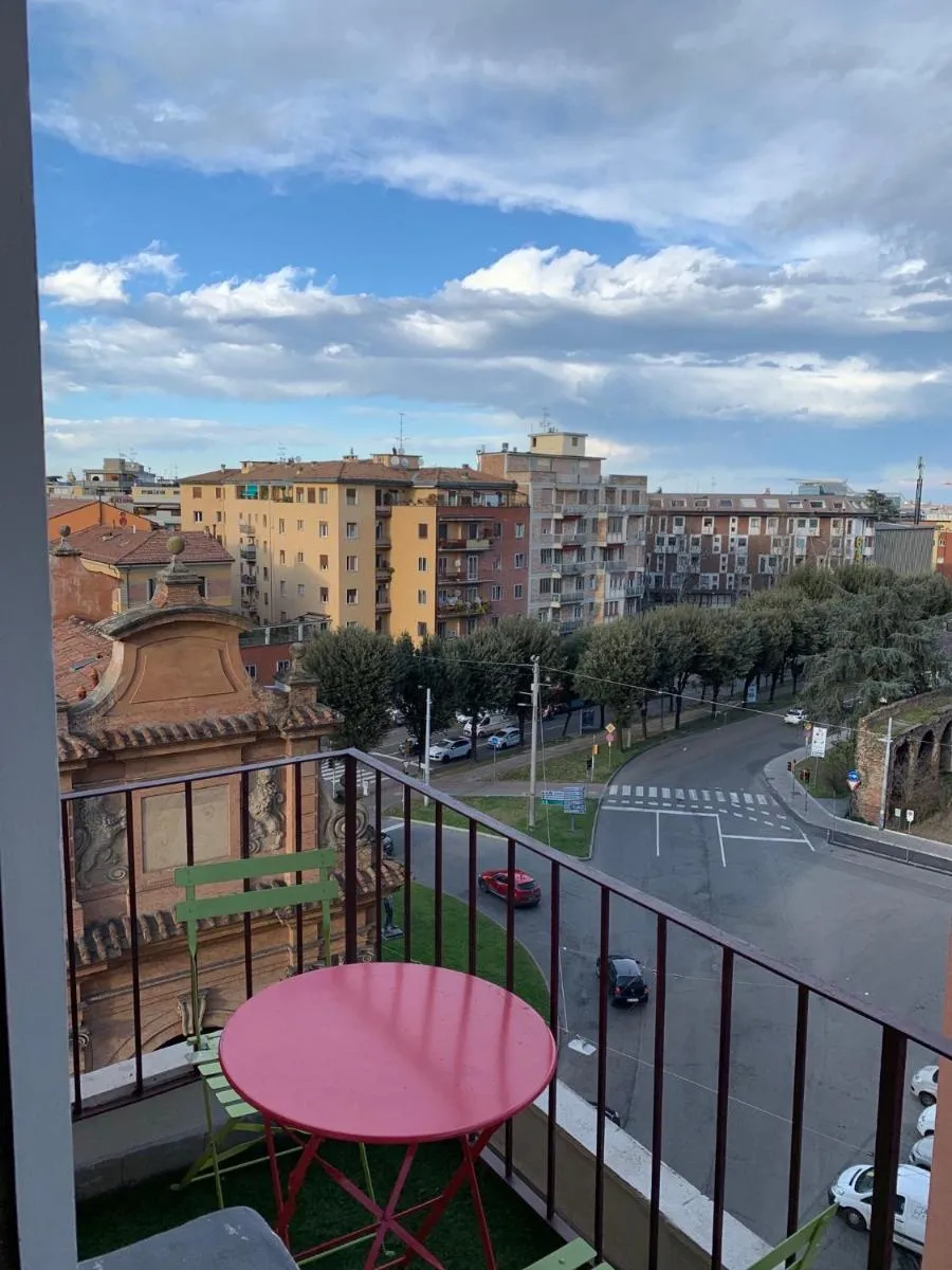 Image 5 of Stayinbologna 3