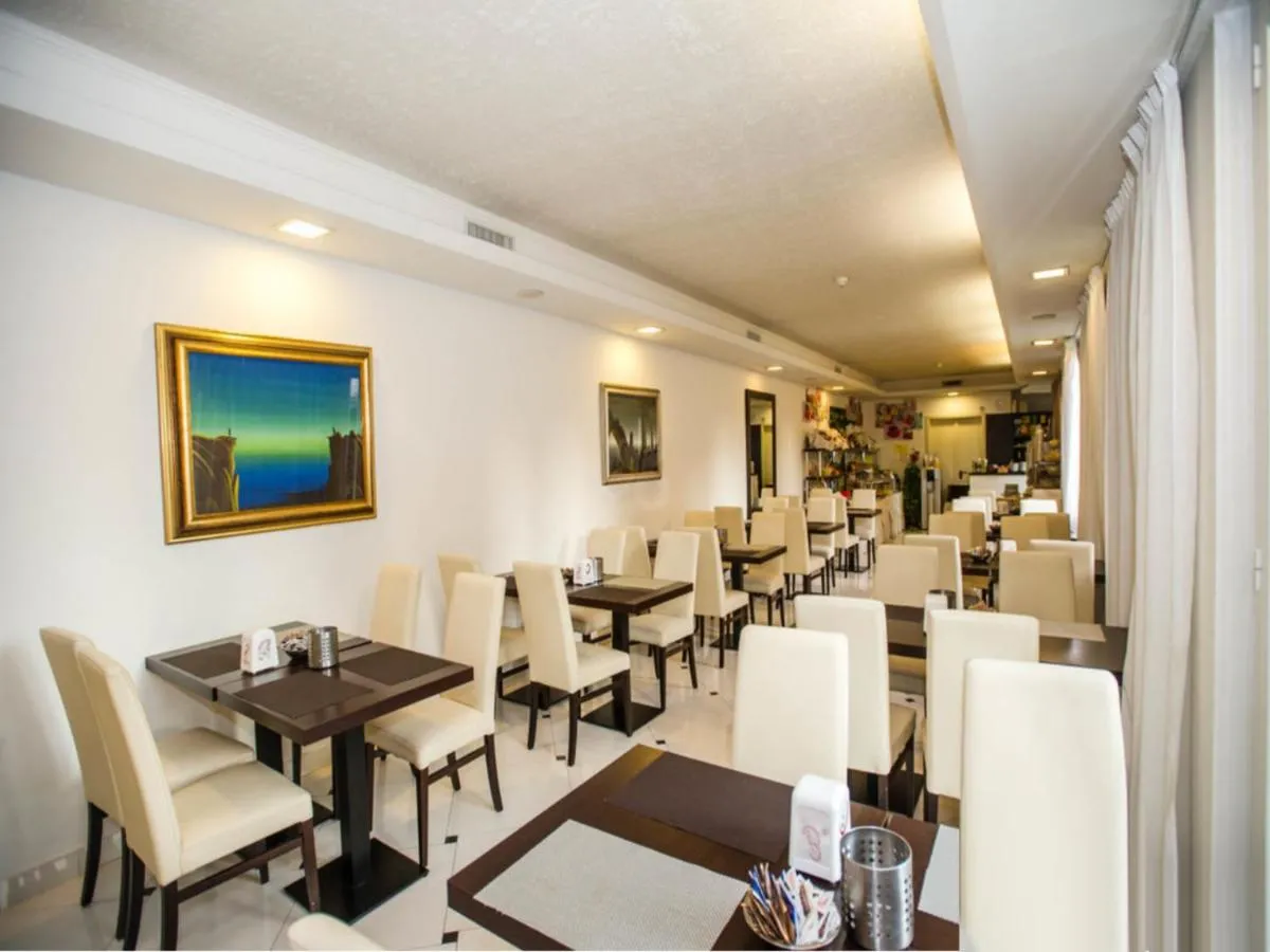Image 3 of Suite Hotel Elite
