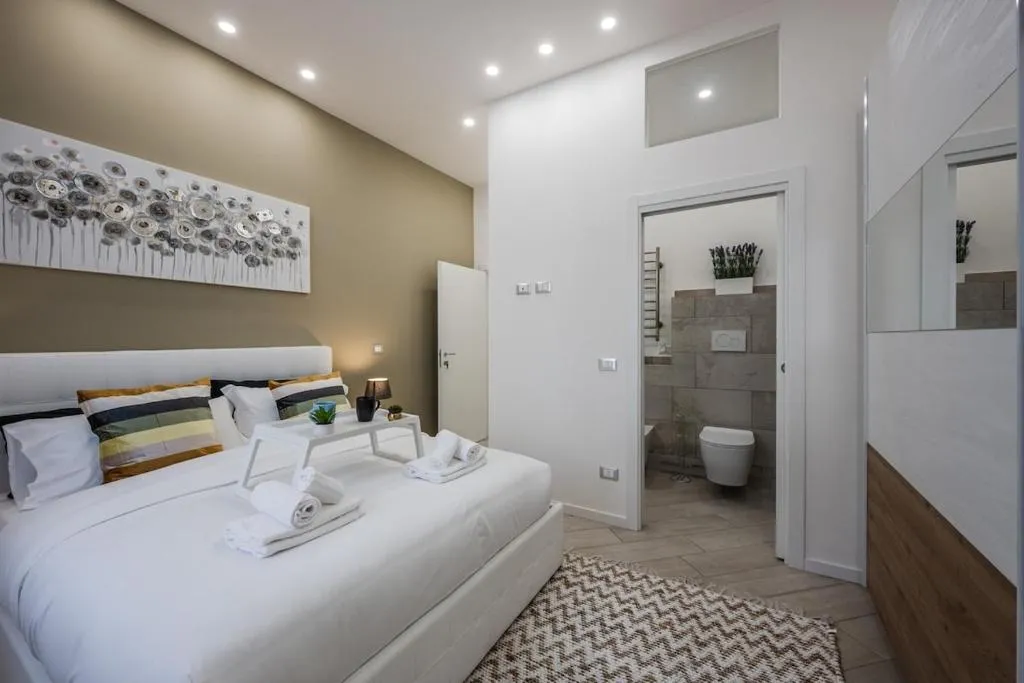 Image of Train Station Deluxe 3 Bath