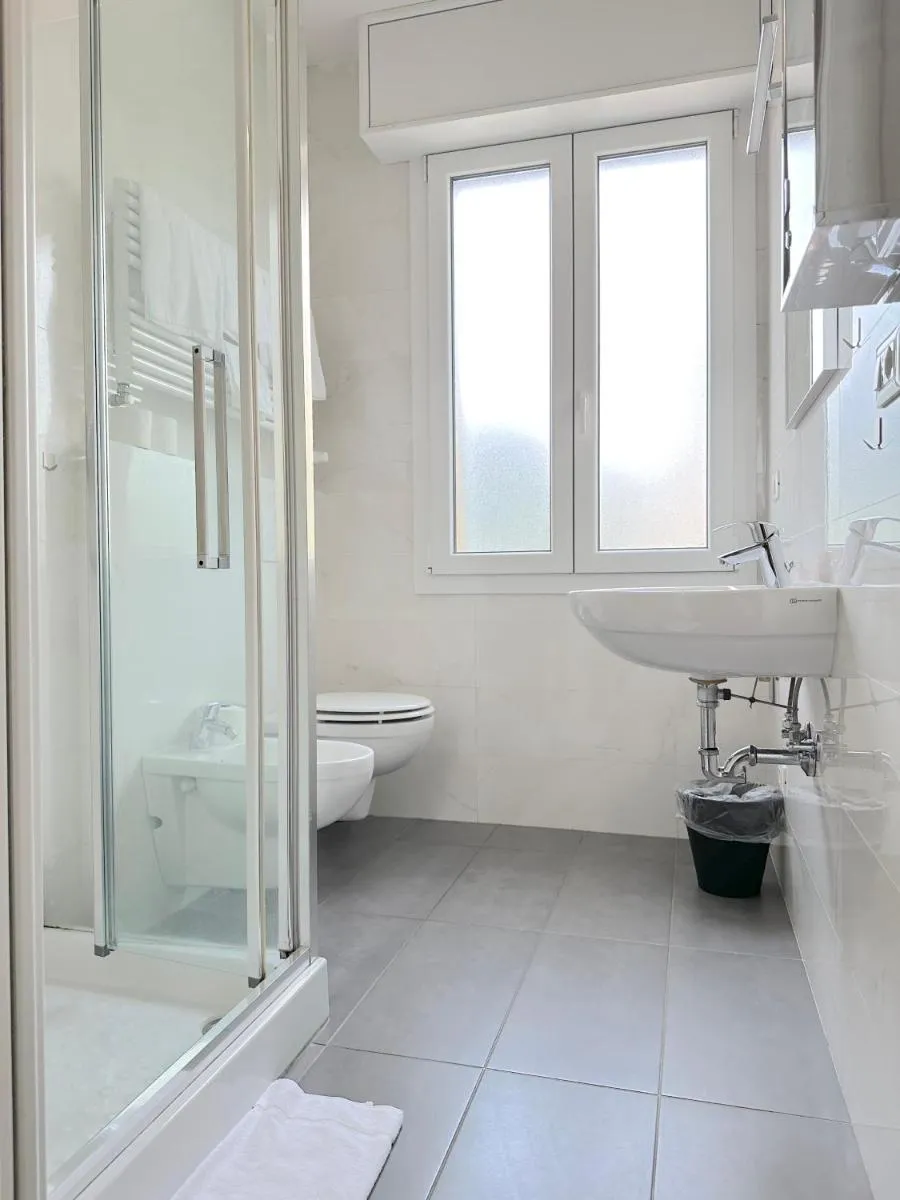 Image 4 of Villa Laura Apartments