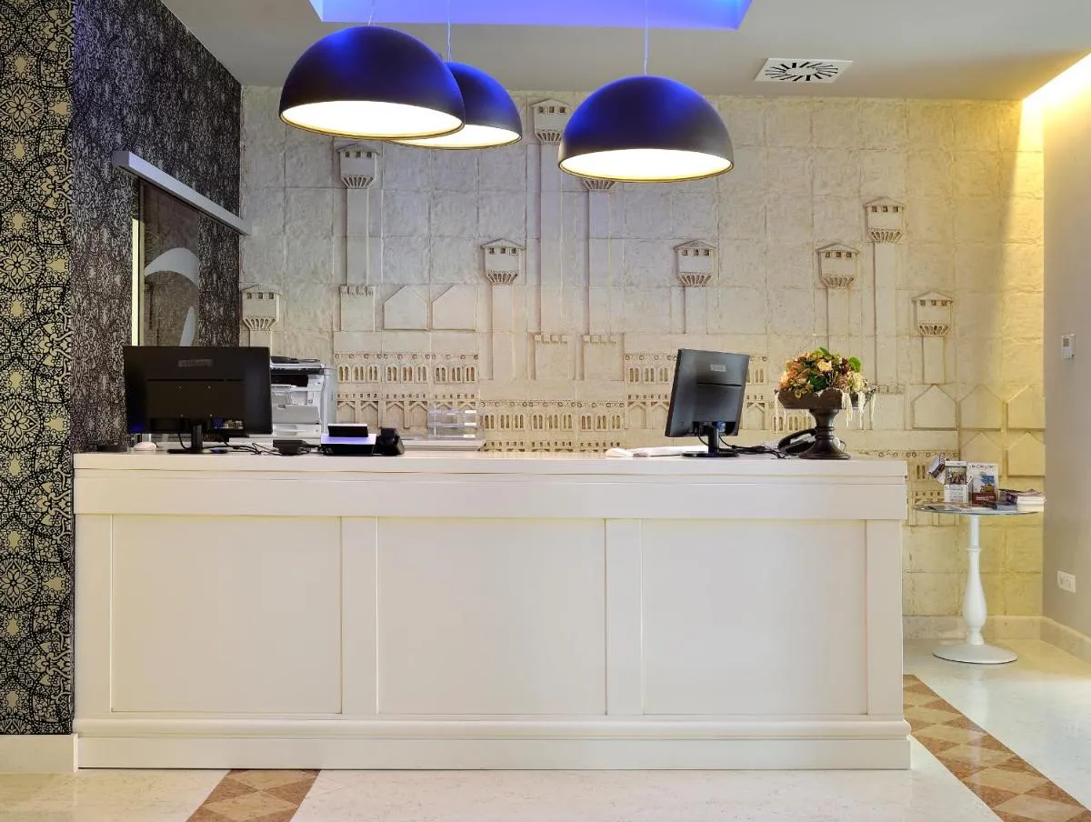 Image 2 of Zanhotel Regina