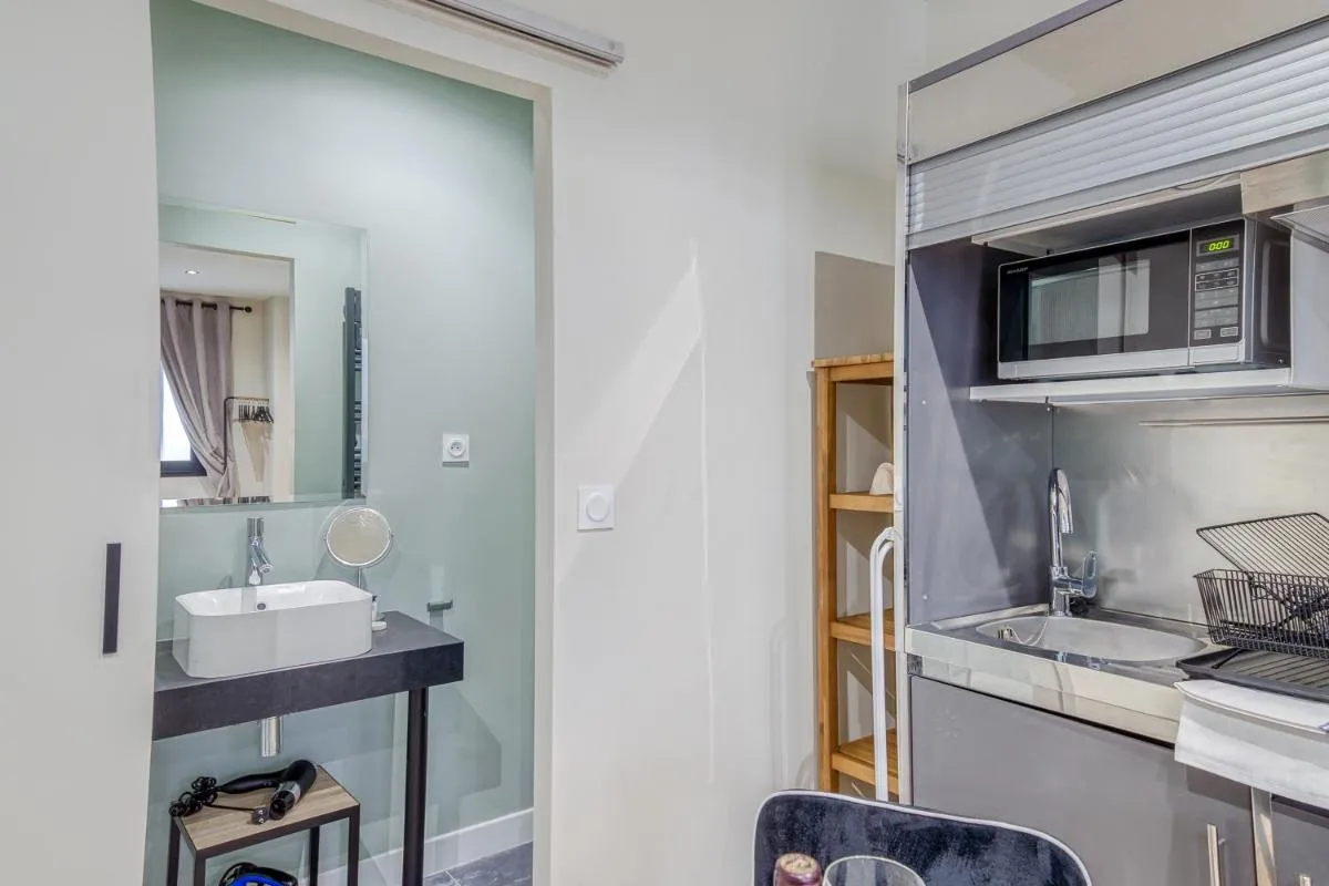 Image 2 of Appartements Emile Fourcand -Your Bordeaux Home