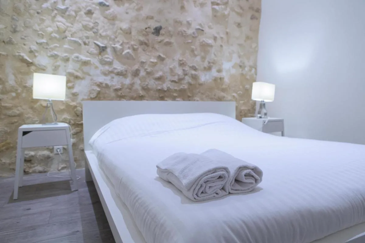 Image 6 of Ausone Beautiful loft apartment in historical center + terrace and parking