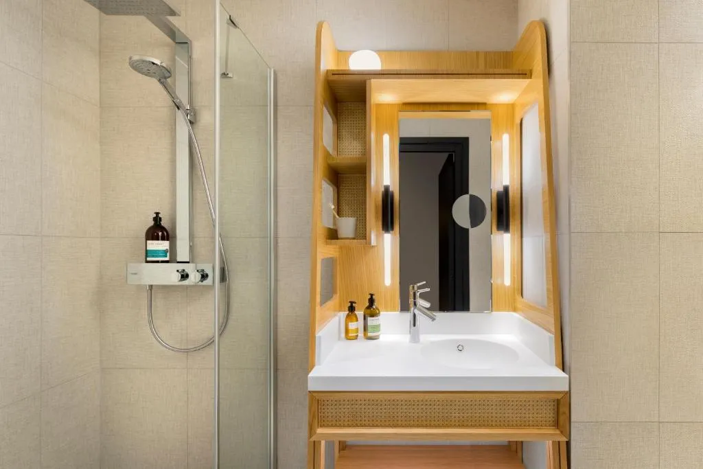 Image 2 of FirstName Bordeaux by Hyatt