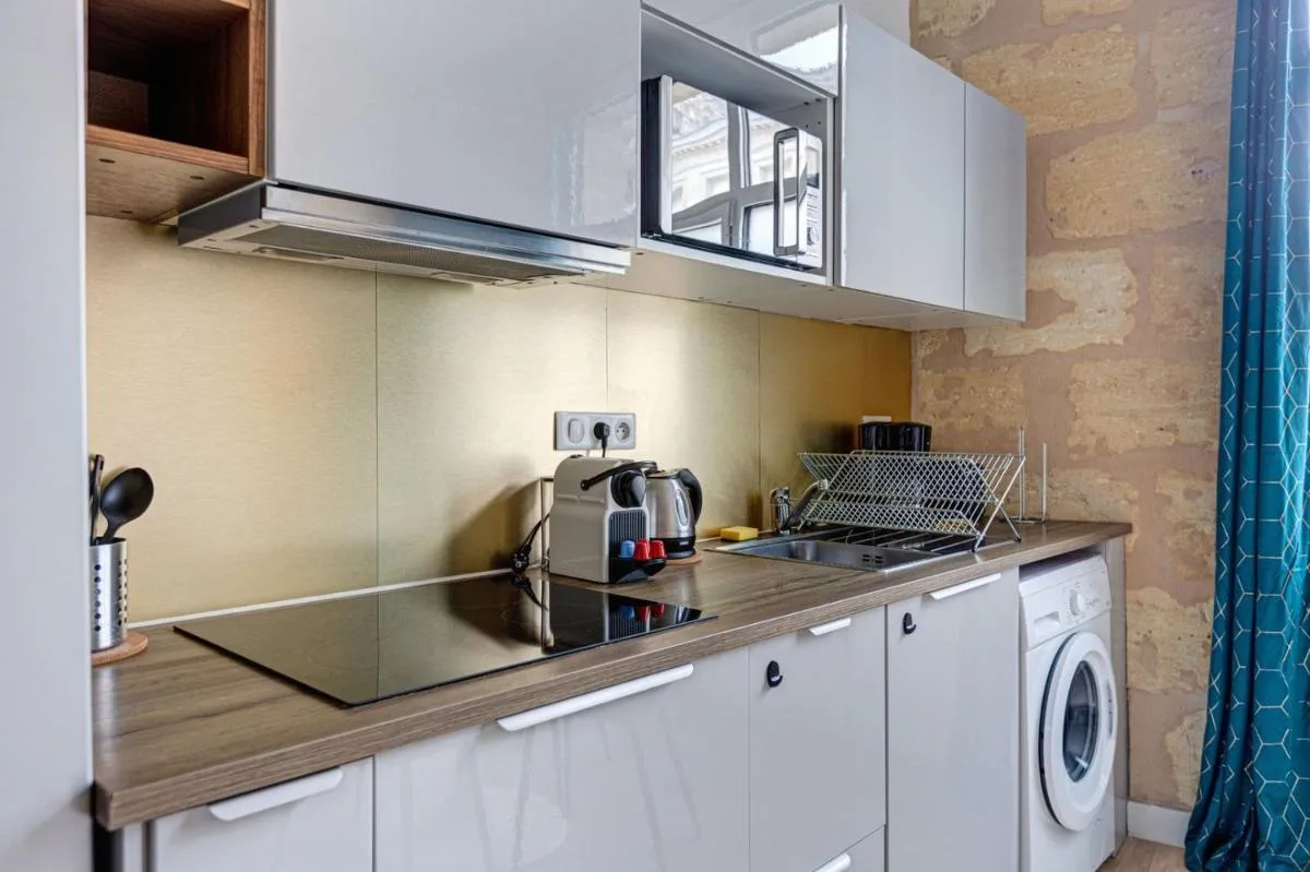 Image 2 of GuestReady – Stylish Haven in Downtown Bordeaux