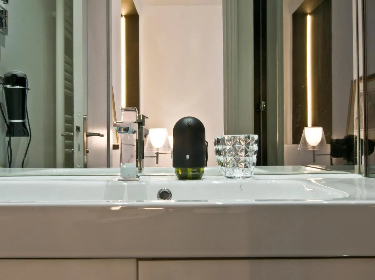 Image 2 of Le Boudoir 137