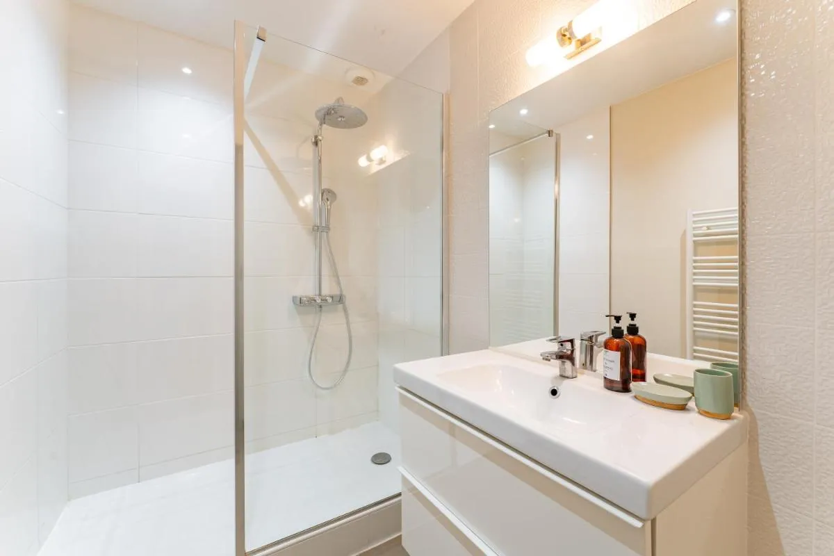 Image 2 of Magnifique et lumineux T3 de charme aux Quinconces idéal pour 4 personnes