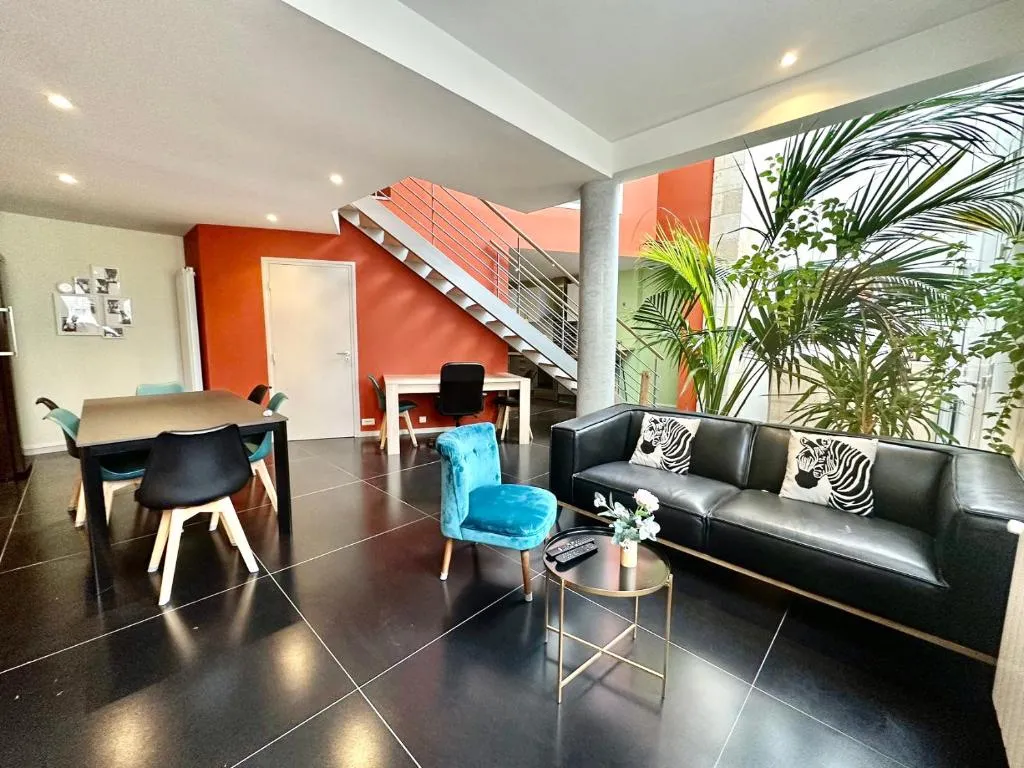Image 2 of Maison Stylée 98m2 centre bordeaux