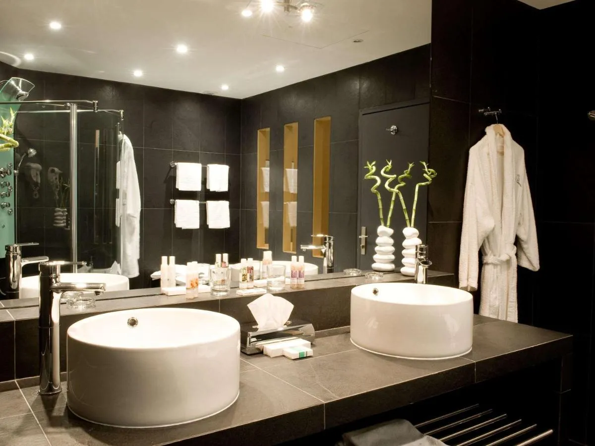 Image 2 of Mercure Bordeaux Chateau Chartrons