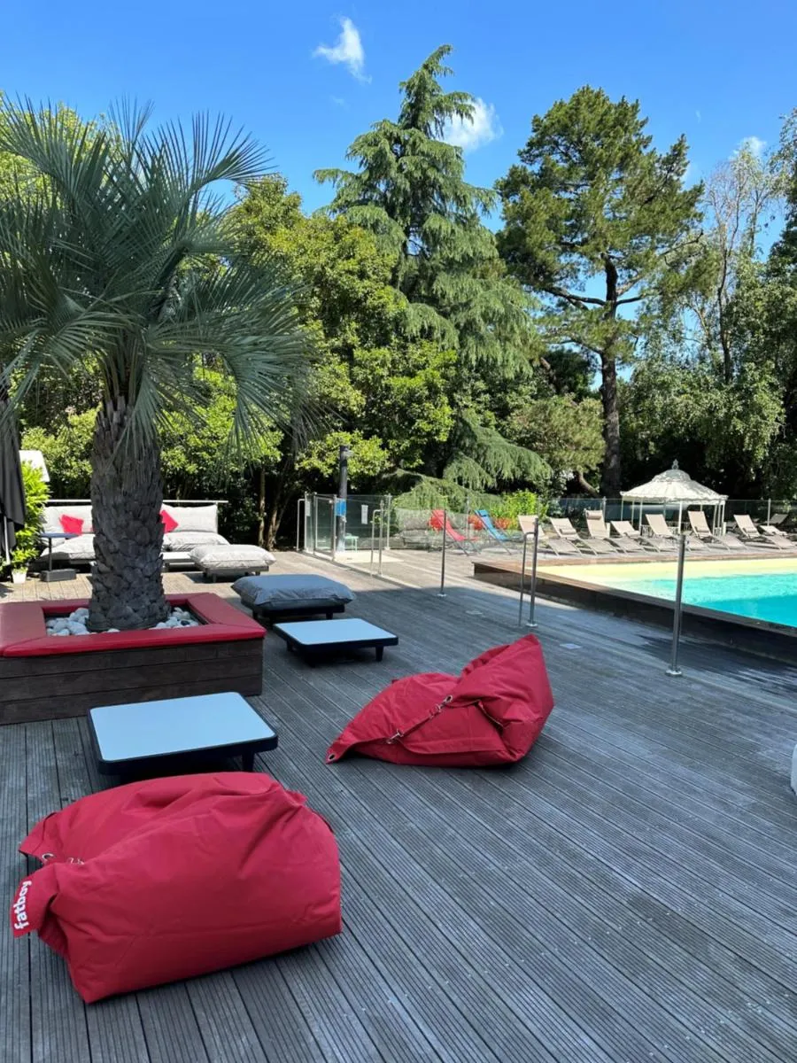 Image 3 of Mercure Bordeaux Lac