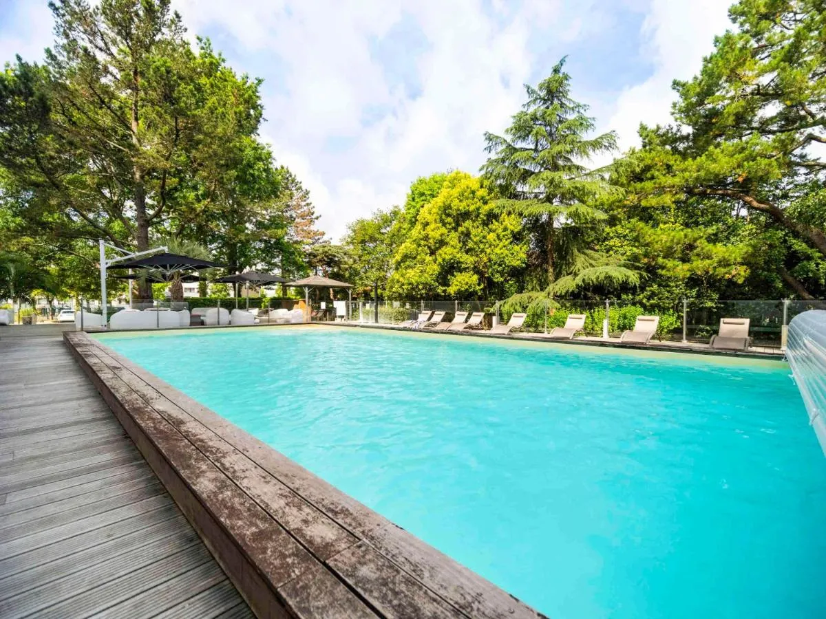 Image 1 of Mercure Bordeaux Lac