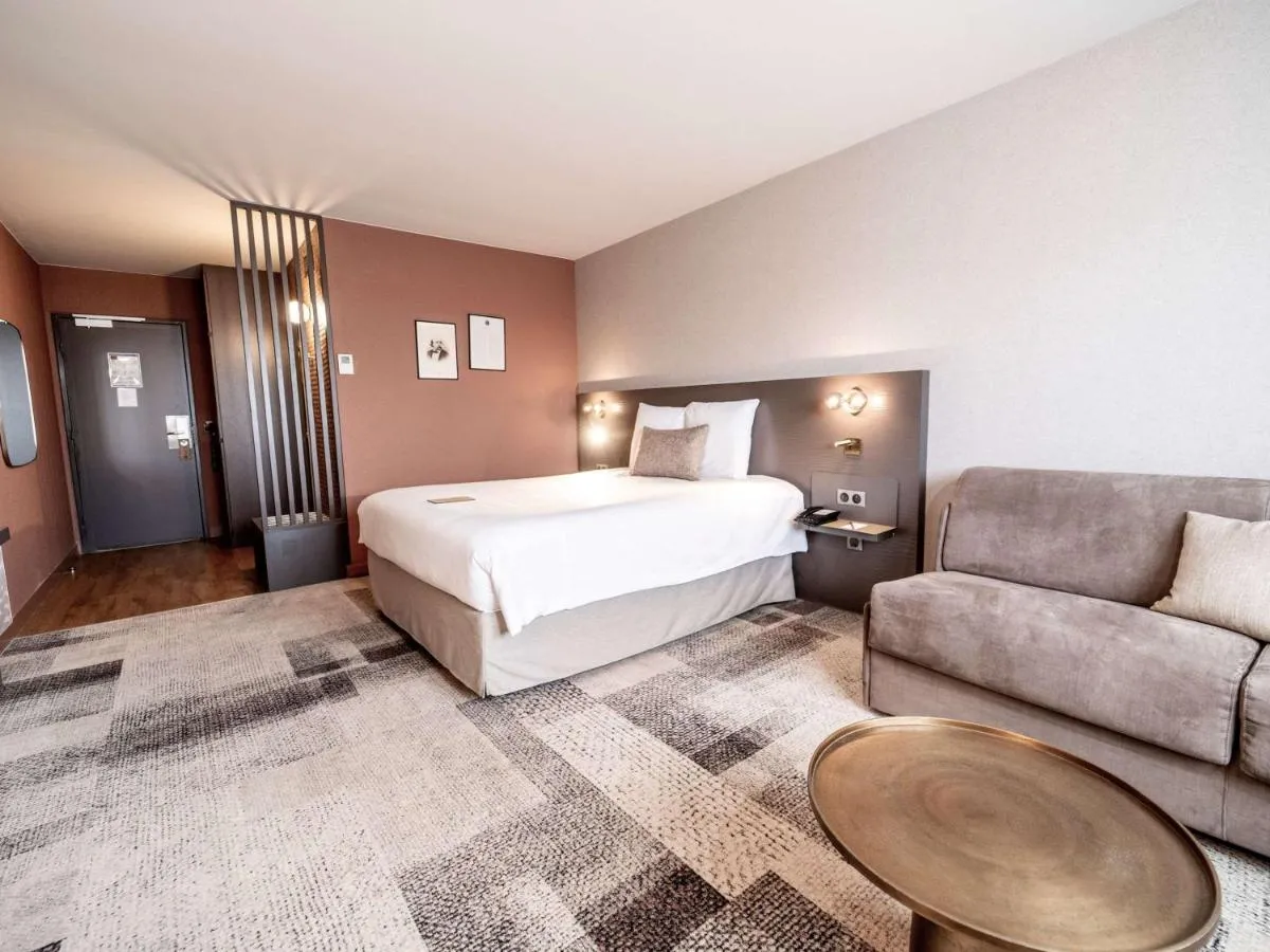 Image 4 of Mercure Bordeaux Lac