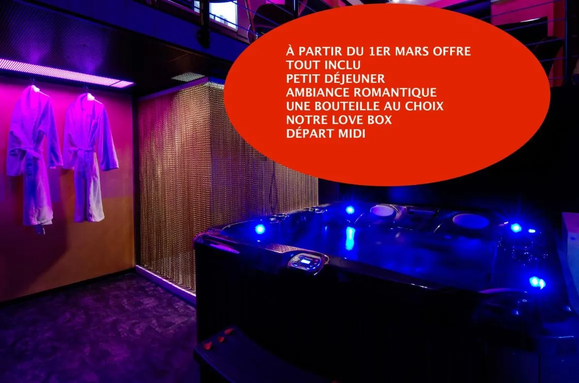 Image of Mieuxqualhotel jacuzzi privatif Love room