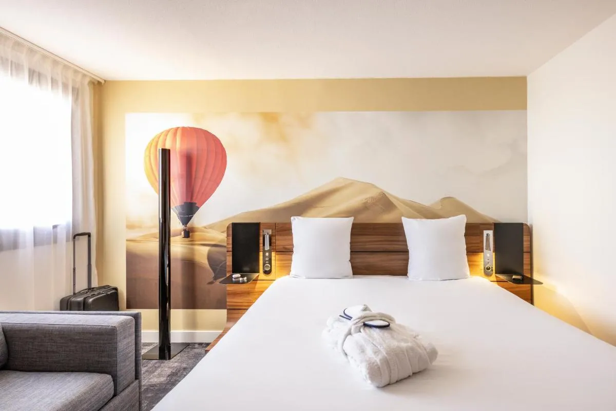 Image 1 of Novotel Bordeaux Centre Gare Saint Jean