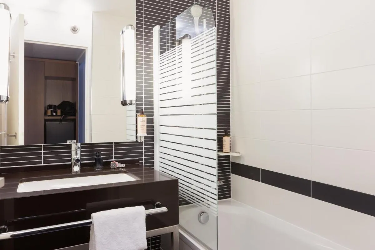 Image 2 of Novotel Bordeaux Centre Gare Saint Jean