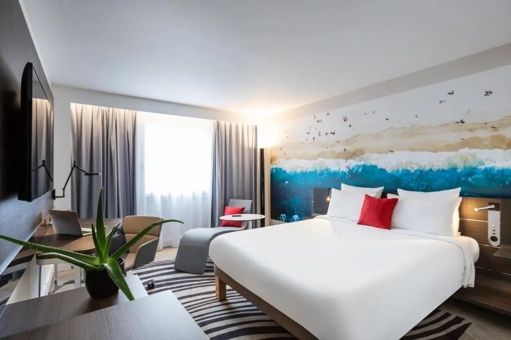 Image 1 of Novotel Bordeaux Centre Ville