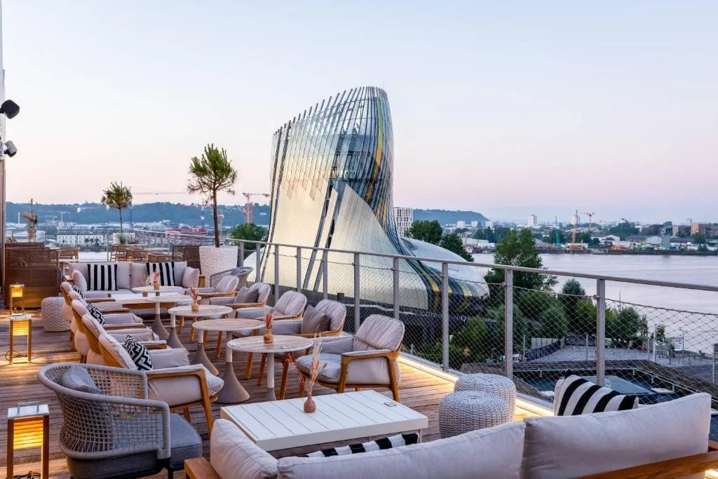 Image 2 of Renaissance Bordeaux Hotel