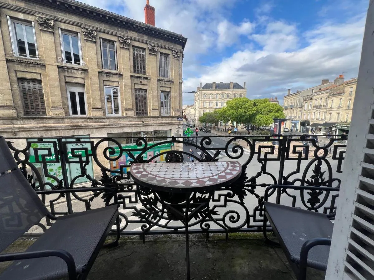 Image 5 of 2 parental suites in Bordeaux Chartrons