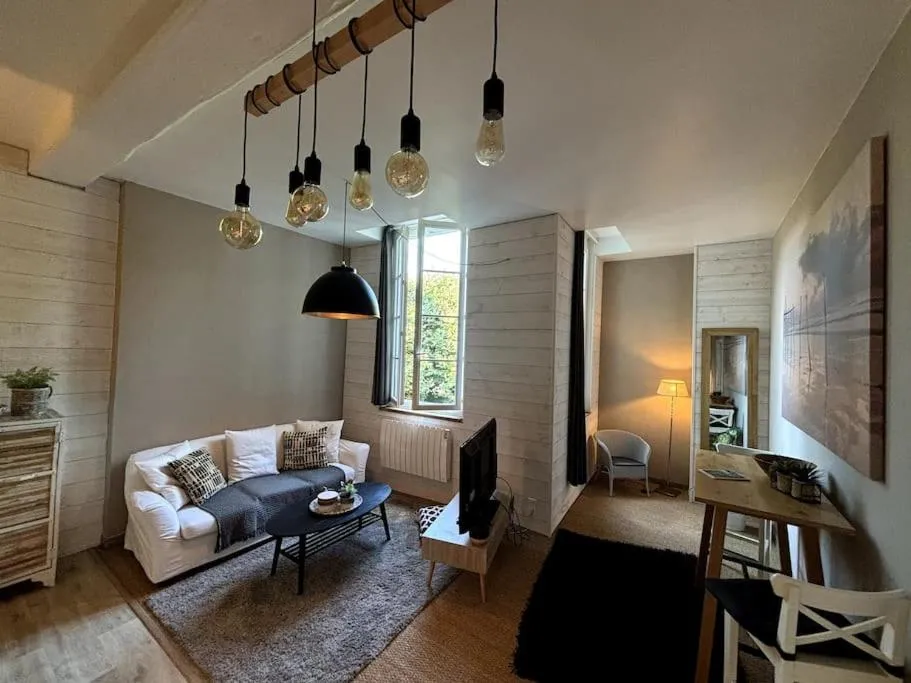 Image of Apartment in downtown Bordeaux