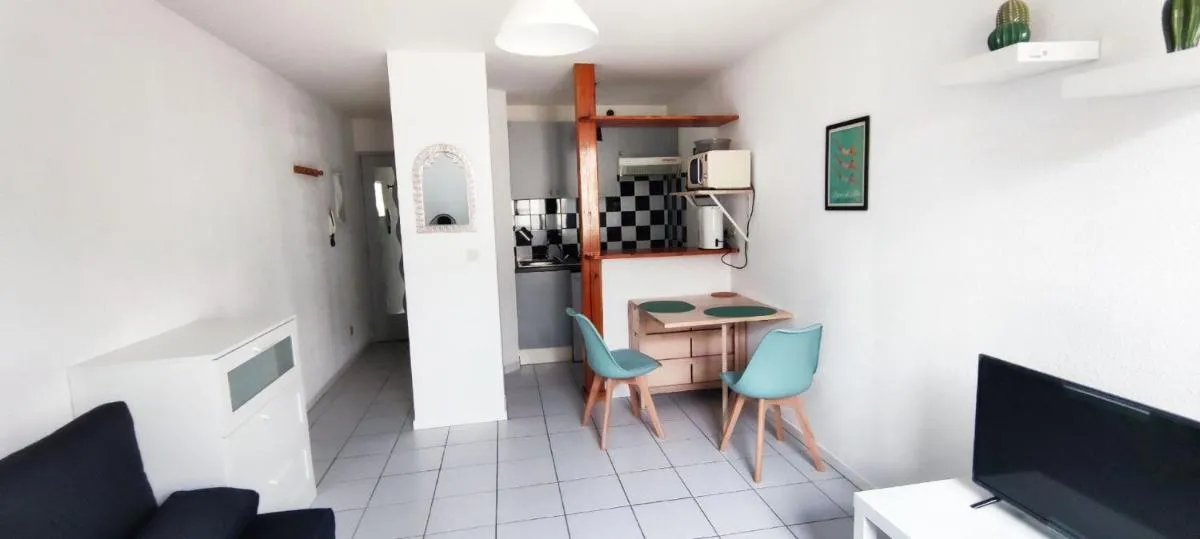 Image 1 of Apartment studio Bordeaux