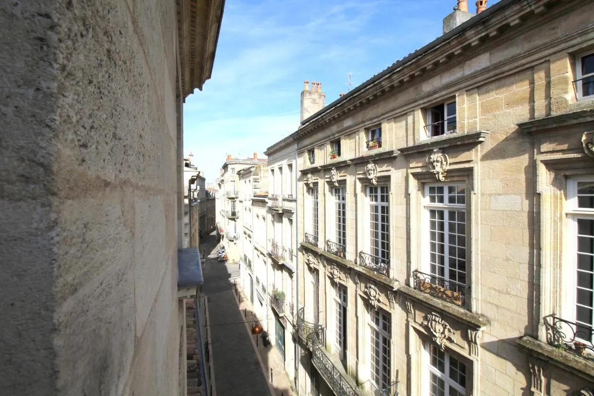 Image 4 of Appart Hypercentre – Le Teulere