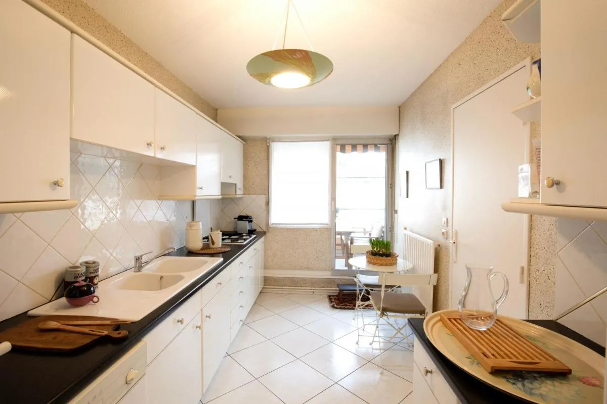 Image 2 of Appartement 2 chambres Chartrons