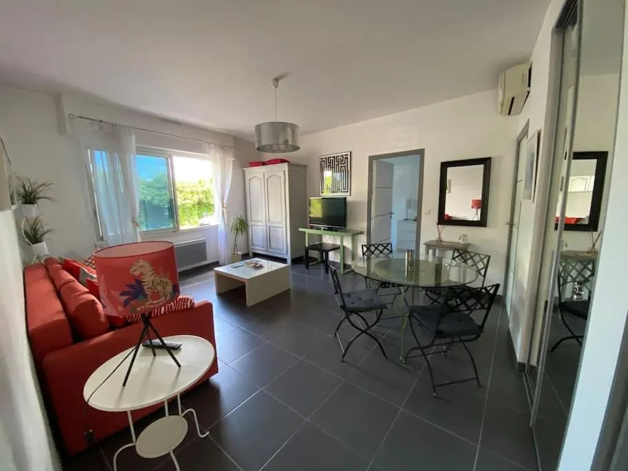 Image 6 of Appartement 45m2 à Bordeaux avec accès piscine