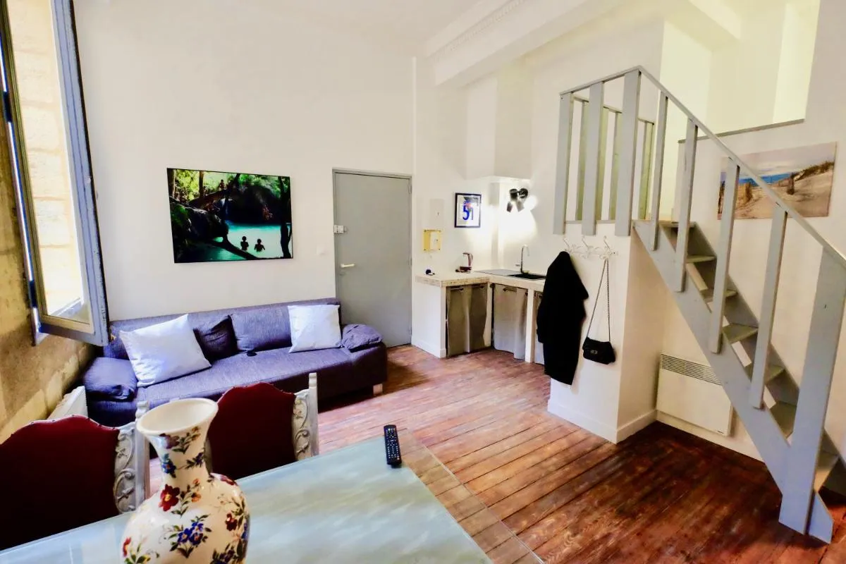 Image 2 of Appartement Bordeaux Victoire