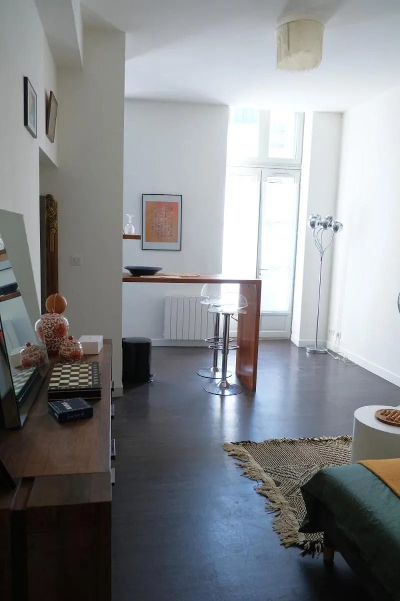 Image 4 of Appartement T2 – Chartrons