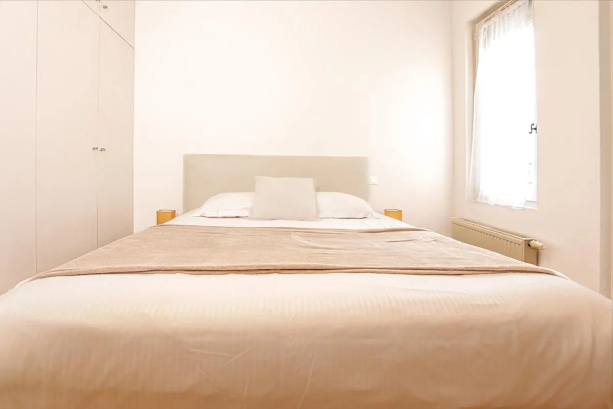 Image 5 of Appartement T2 de Luxe face au Jardin Public