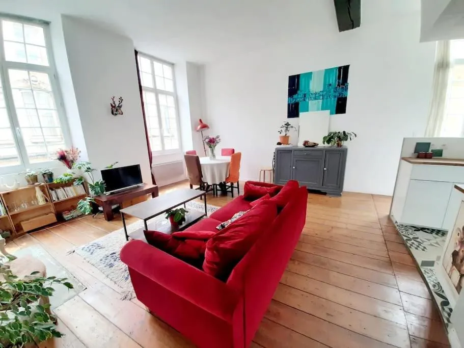 Image 2 of Appartement XVIIIème centre historique