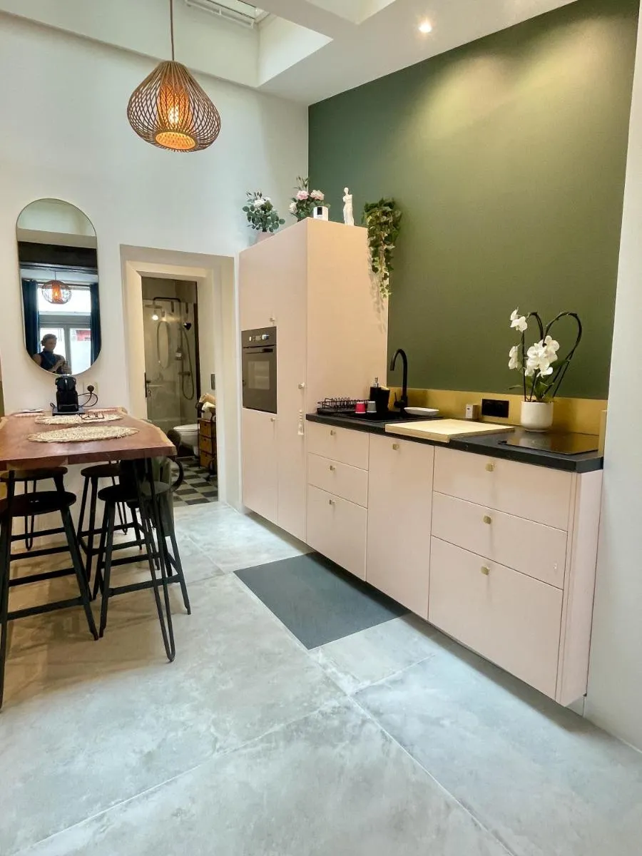 Image 4 of Appartement bohémien