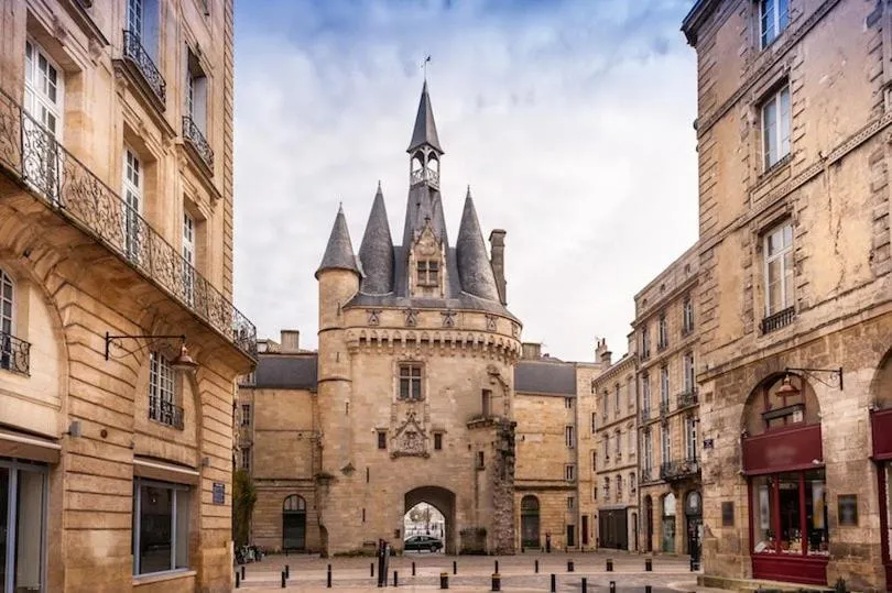 Image 2 of Appartement bourgeois de 100m carré au cœur de Bordeaux