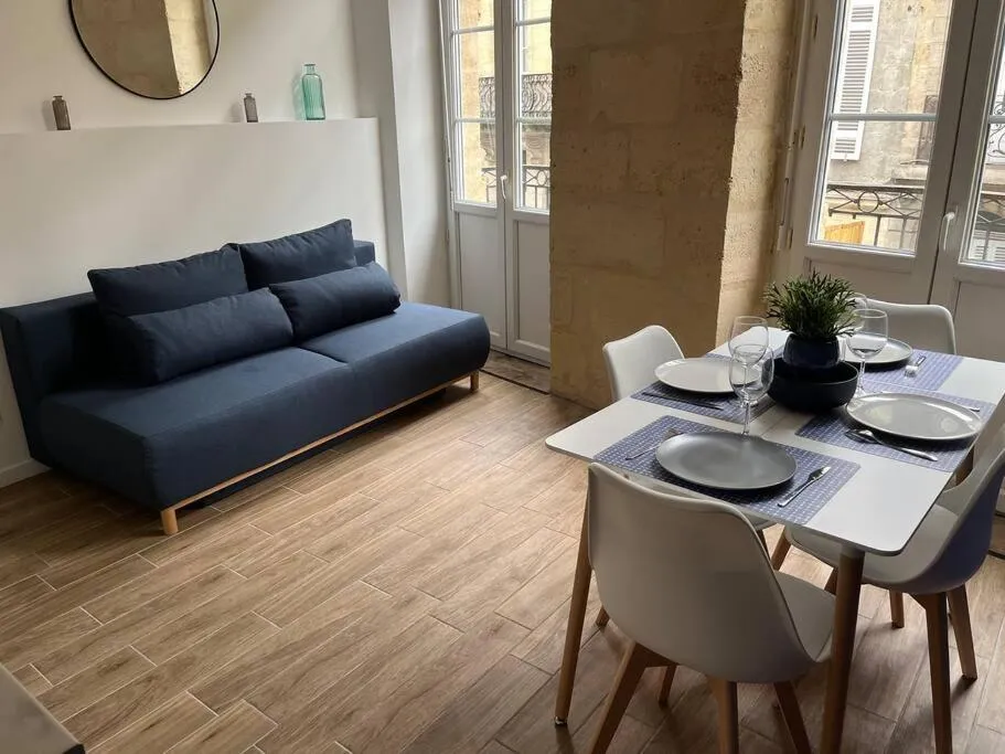 Image 2 of Appartement climatisé au cœur de Bordeaux