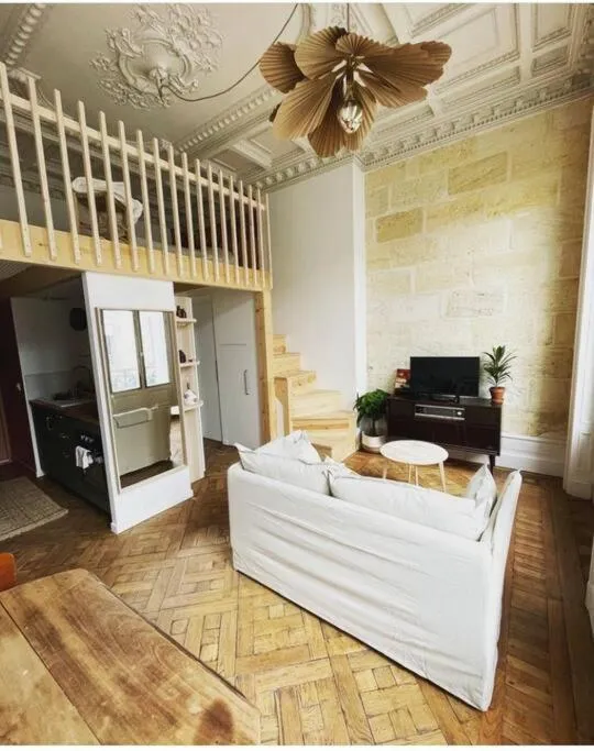 Image 1 of Appartement gare Saint jean