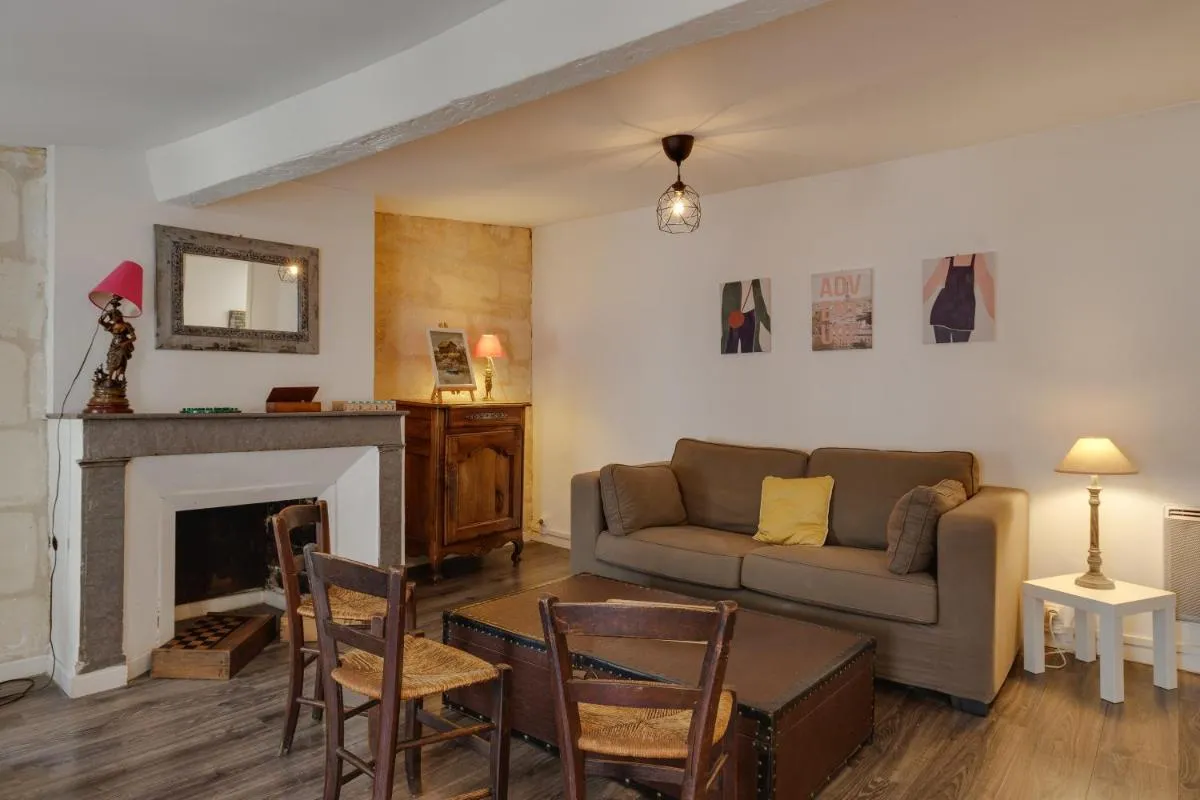 Image 2 of Appartement proche Jardin Public