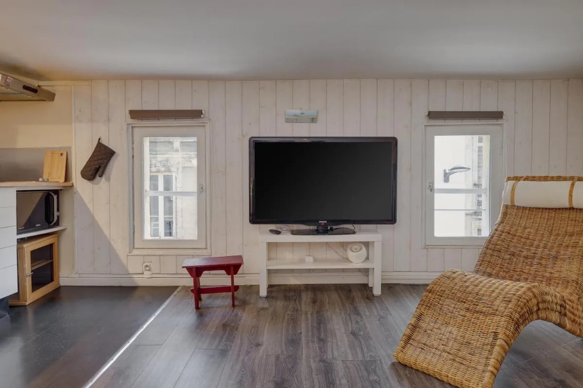 Image 4 of Appartement proche Jardin Public