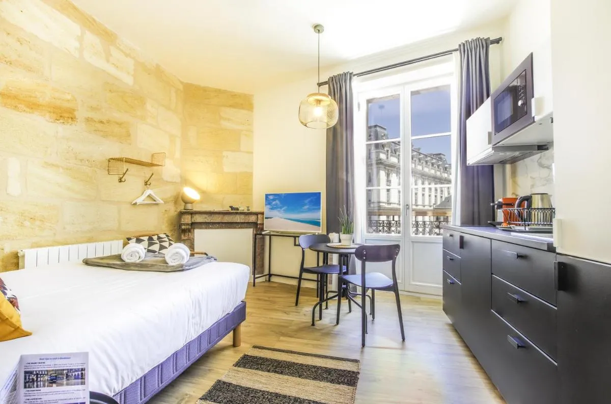 Image 2 of Appartements – Bordeaux Centre Gare