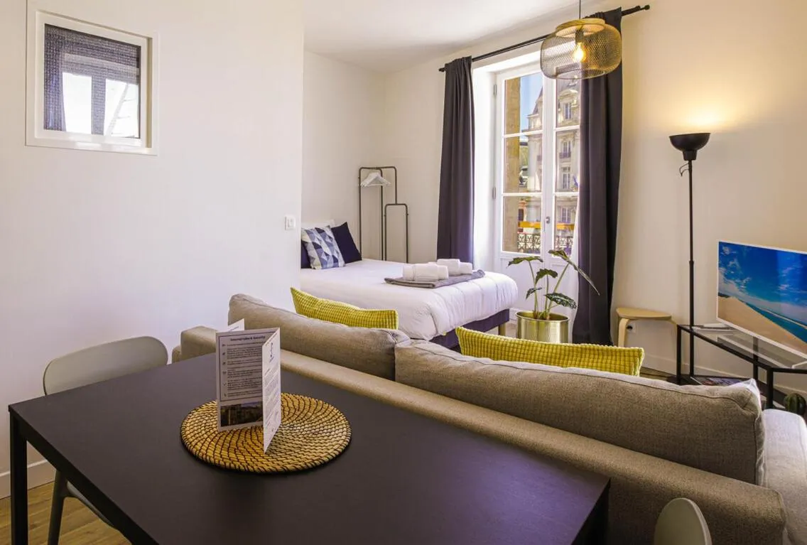 Image 1 of Appartements – Bordeaux Centre Gare