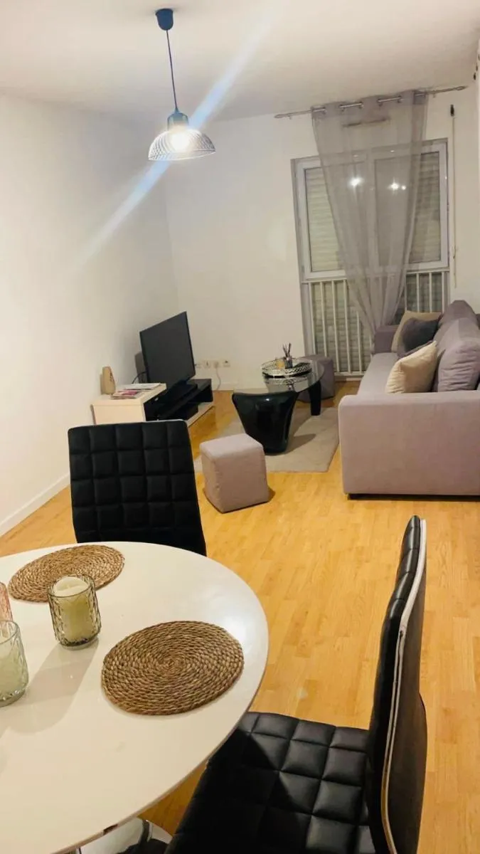 Image 6 of Appartement t2 au chartrons