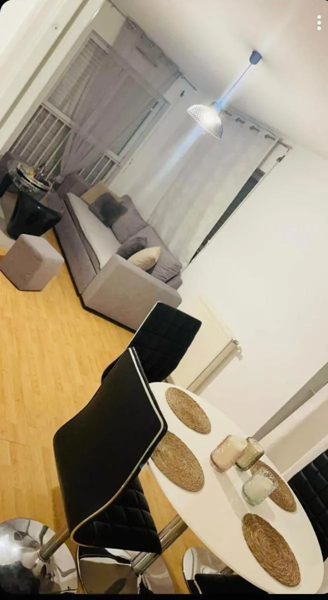 Image 5 of Appartement t2 au chartrons