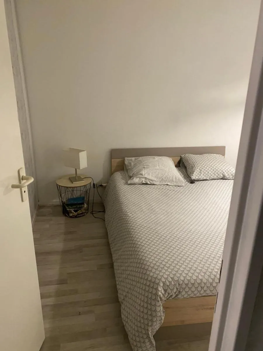 Image 1 of Appartement une chambre