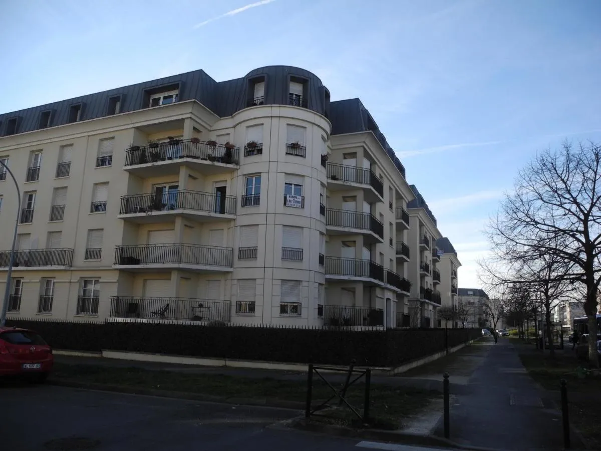 Image 4 of Apt Standing Bordeaux Chartrons