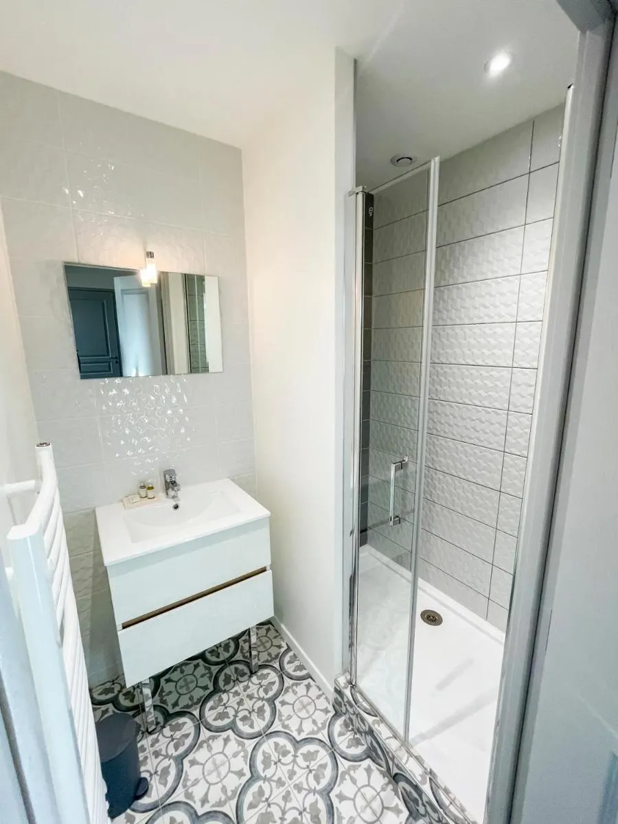 Image 4 of Beau Studio lumineux avec Climatisation pour 2 Personnes