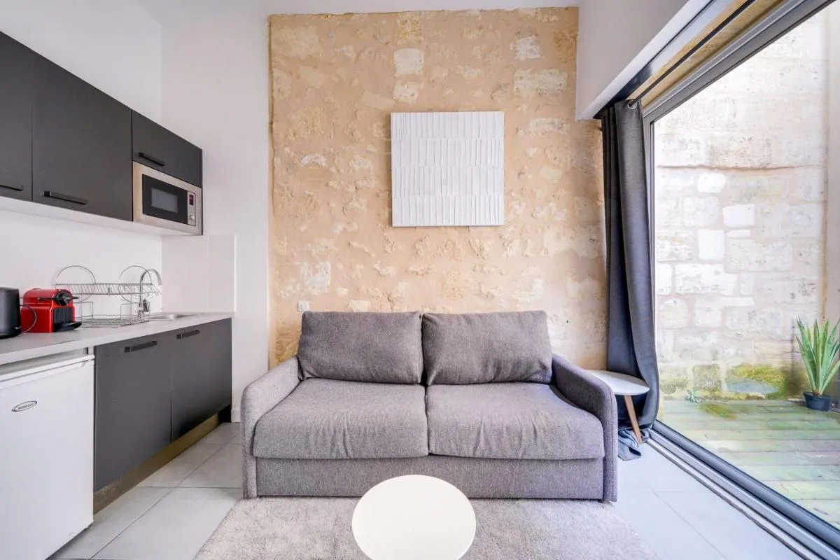 Image 6 of Beautiful apartment Bordeaux with private terrace