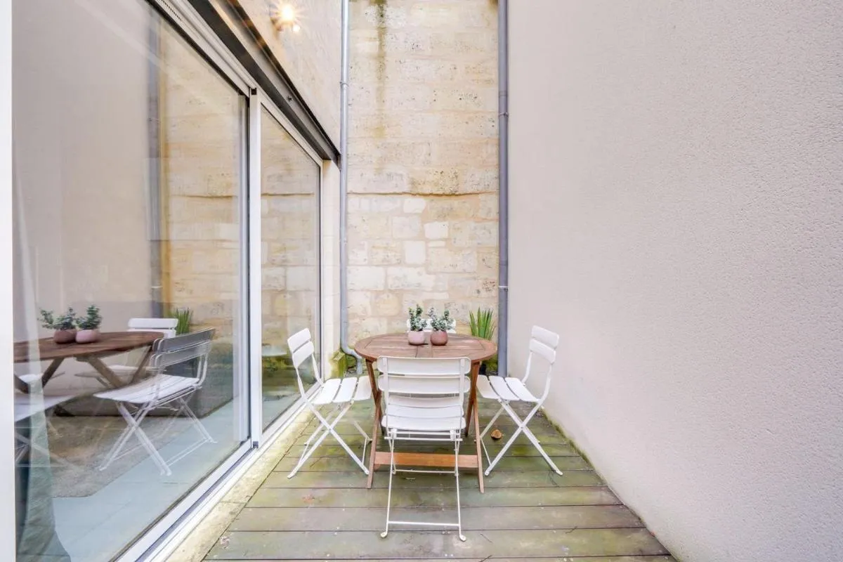 Image 1 of Beautiful apartment Bordeaux with private terrace