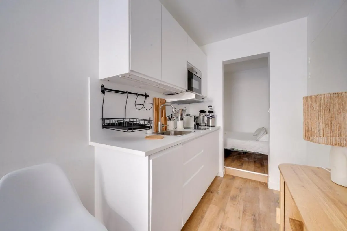 Image 4 of Beautiful apartment in Chartrons with terrace
